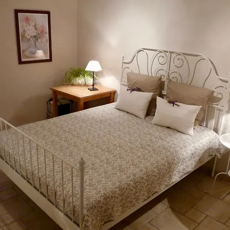 Saint Laurent 1330 Chemin De Saint Laurent