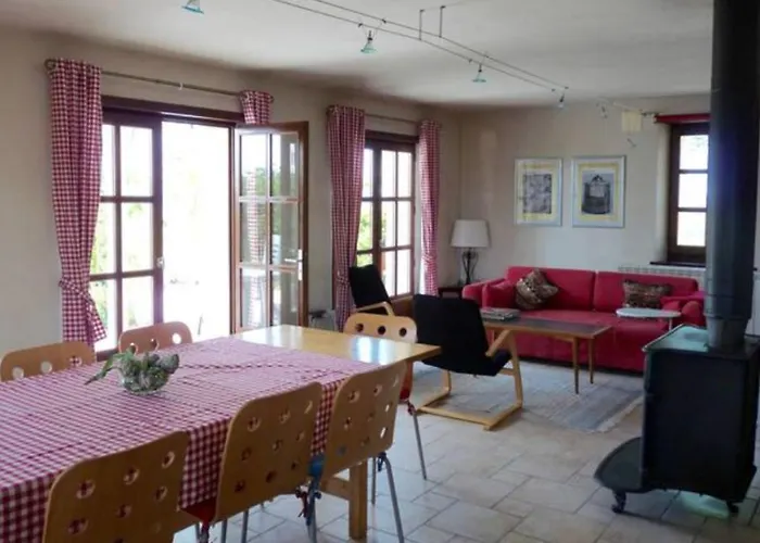 Saint Laurent 1330 Chemin De Saint Laurent