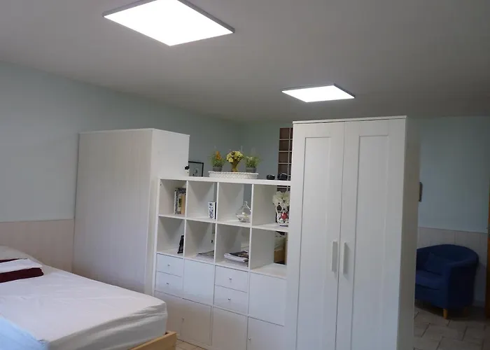 Saint Laurent 1330 Chemin De Saint Laurent *