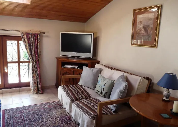 Saint Laurent 1330 Chemin De Saint Laurent 公寓